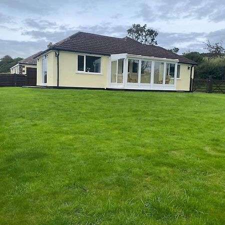 Bungalow In Pillaton Saltash Exterior foto